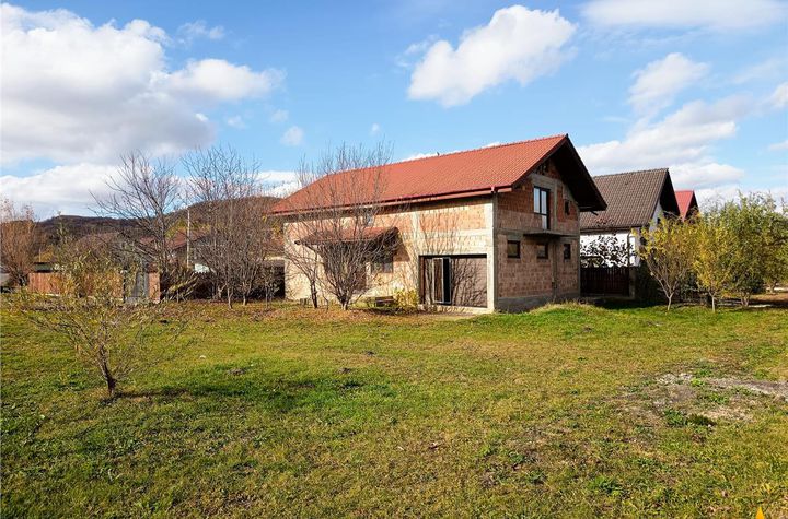 Casă - 4 camere de vanzare HARMAN - Brasov anunturi imobiliare Brasov