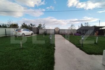 Casă - 4 camere de vanzare BACAU - Bacau anunturi imobiliare Bacau
