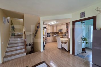 Vilă - 4 camere de vanzare CLUJ-NAPOCA - Cluj anunturi imobiliare Cluj