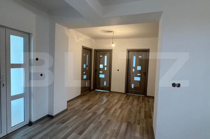 Casă - 4 camere de vanzare LAZURI - Satu Mare anunturi imobiliare Satu Mare