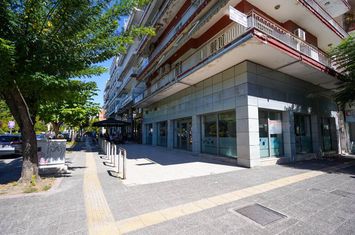 Spațiu comercial parter 161 mp, centrul Drama anunturi imobiliare Grecia