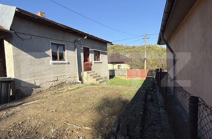 Casă - 3 camere de vanzare TARGOVISTE - Dambovita anunturi imobiliare Dambovita