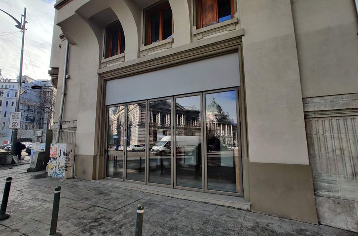 Spațiu comercial de inchiriat UNIVERSITATE - Bucuresti anunturi imobiliare Bucuresti