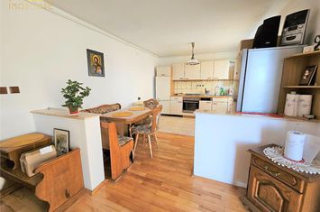 Apartament 7 camere de vanzare BORHANCI  - Cluj anunturi imobiliare Cluj