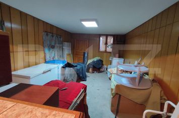Casă - 3 camere de vanzare RADAUTI - Suceava anunturi imobiliare Suceava