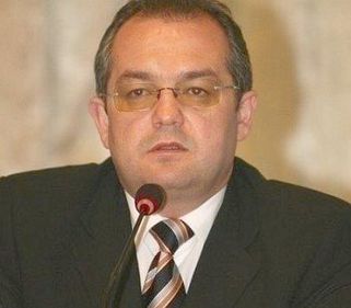 Boc: 10 miliarde de euro pentru infrastructură în 2009