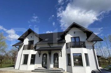 Casă - 4 camere de vanzare RADAUTI - Suceava anunturi imobiliare Suceava