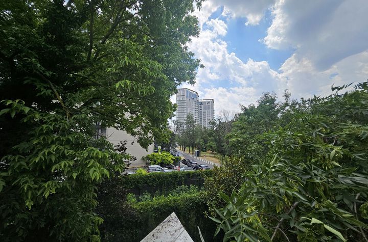 OFFICE/CLINICA CU VEDERE LA PARCUL VERDI anunturi imobiliare Bucuresti