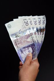 Se scumpesc casele în Marea Britanie