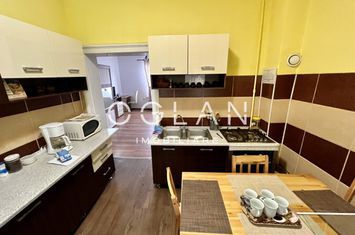 Casă - 3 camere de vanzare PIATA CLUJ - Sibiu anunturi imobiliare Sibiu
