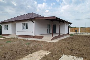 Casă - 3 camere de vanzare SABARENI - Giurgiu anunturi imobiliare Giurgiu