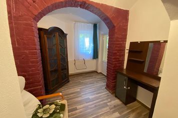 Apartament 2 camere de vanzare SUB ARINI - Sibiu anunturi imobiliare Sibiu