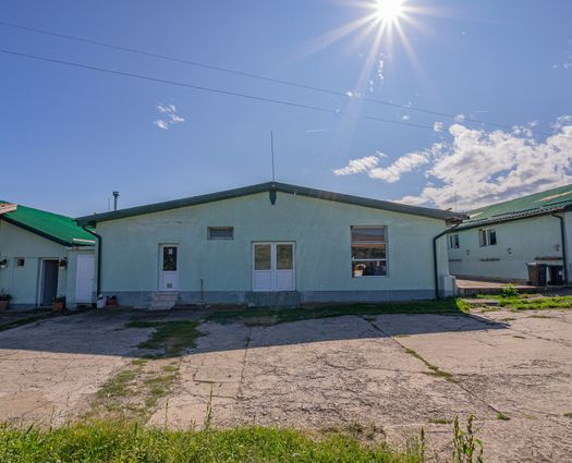 Spațiu comercial Sebes, 1023 mp