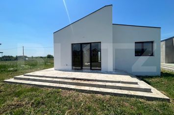 Casă - 3 camere de vanzare CRAIOVA - Dolj anunturi imobiliare Dolj