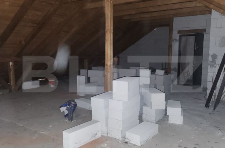 Apartament 3 camere de vanzare FLORESTI - Cluj anunturi imobiliare Cluj