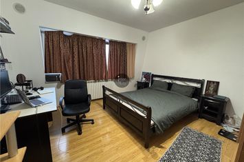 Apartament 3 camere de vanzare CANTA - Iasi anunturi imobiliare Iasi