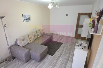 Apartamnet cu 3 camere de vanzare in Campina, Central anunturi imobiliare Prahova