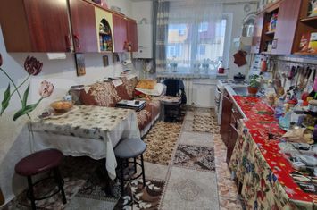Apartament 3 camere de vanzare SUCEAVA - Suceava anunturi imobiliare Suceava