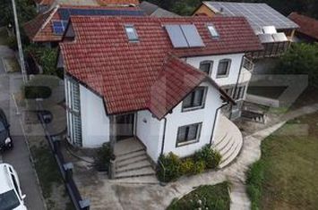 Casă - 4 camere de vanzare TARGU-JIU - Gorj anunturi imobiliare Gorj