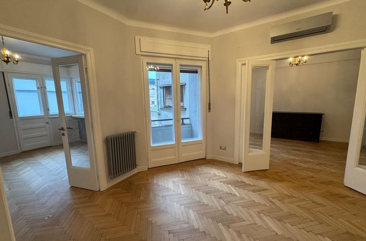 Inchiriere apartament trei camere renovat lux ideal firma/rezidenta Piata Amzei anunturi imobiliare Bucuresti