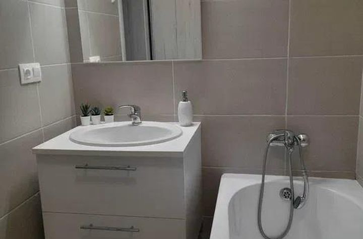 Apartament 2 camere de vanzare TRACTORUL - Brasov anunturi imobiliare Brasov