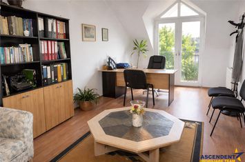 Casă - 5 camere de vanzare SEMICENTRAL - Mures anunturi imobiliare Mures