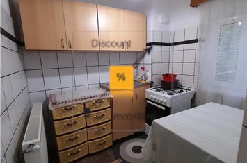 Casă - 4 camere de vanzare SLANIC - Prahova anunturi imobiliare Prahova