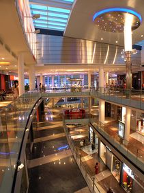 România, un El Dorado al centrelor comerciale chiar şi în criză