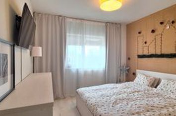 Apartament 3 camere de vanzare PLOIESTI - Prahova anunturi imobiliare Prahova