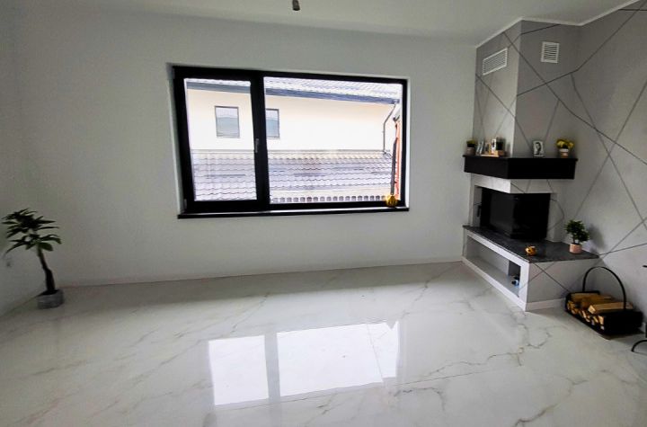 Vilă - 4 camere de vanzare BARNOVA - Iasi anunturi imobiliare Iasi