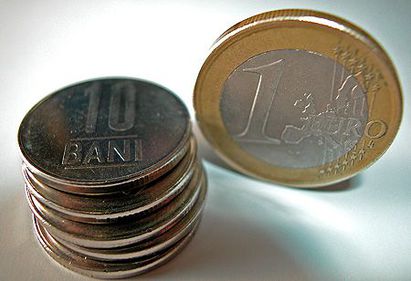 Cum va evolua moneda naţională în raport cu euro în 2013?