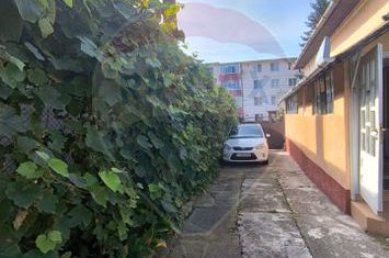 Casă de vanzare 3 camere Gherla anunturi imobiliare Cluj