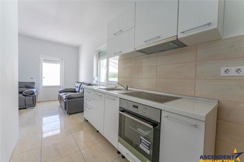 Casă - 4 camere de vanzare SANPETRU - Brasov anunturi imobiliare Brasov