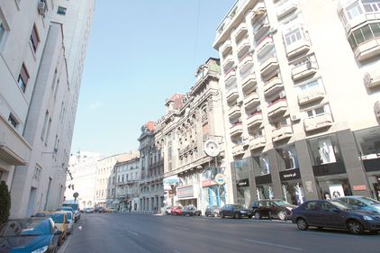 „De un an cautam chiriasi pentru o cladire de birouri pe Calea Victoriei dar nu am gasit"