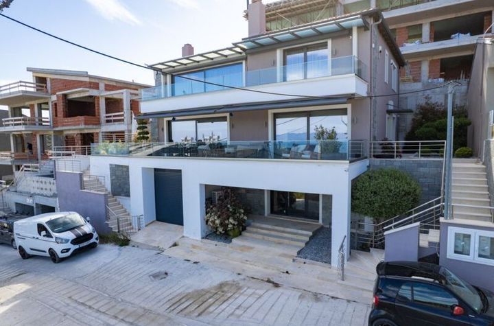 Apartament 135 mp în Nea Peramos, vedere la mare anunturi imobiliare Grecia