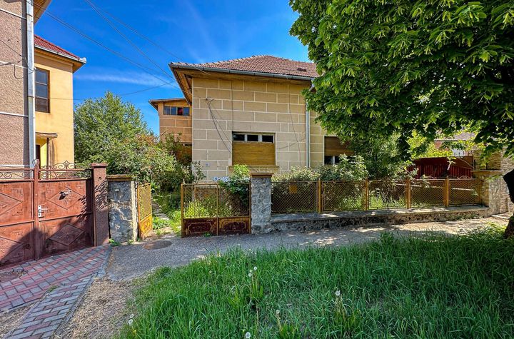 Proprietate rară în zona de lux a Aradului anunturi imobiliare Arad