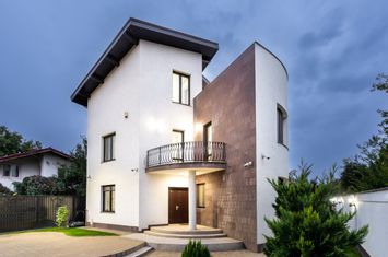 Vilă - 6 camere de vanzare BRANESTI - Bucuresti anunturi imobiliare Bucuresti
