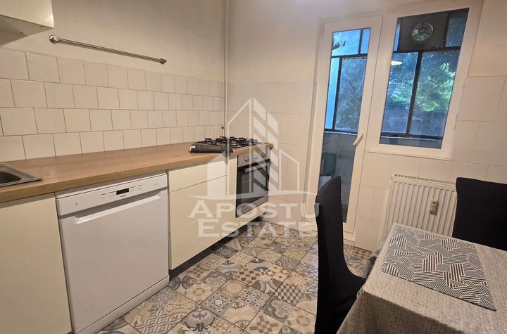 Apartament decomandat, 2 camere, parter, Micalaca anunturi imobiliare Arad