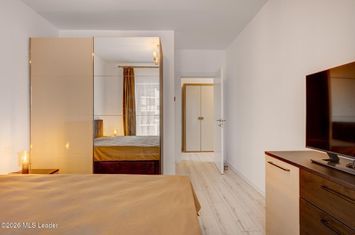 Apartament 2 camere cu vedere la lac anunturi imobiliare Bucuresti