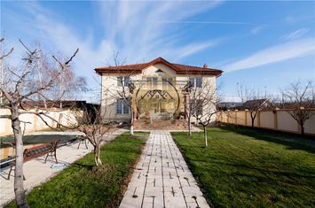 Casă - 7 camere de vanzare ONCEA - Bihor anunturi imobiliare Bihor