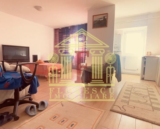 Apartament 4 camere Pacurari, 77 mp