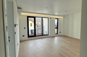 CENTRU CIVIC, APARTAMENT LA BLOC NOU, FINALIZAT anunturi imobiliare Iasi