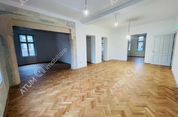 Vilă - 11 camere de vanzare CENTRAL - Sibiu anunturi imobiliare Sibiu
