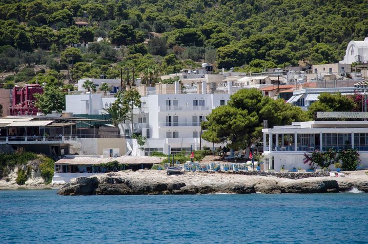 Hotel de vanzare in Insula Aegina, Grecia