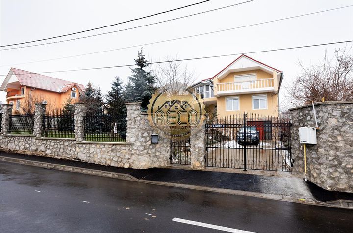 Casă - 6 camere de vanzare DEALURI ORADEA - Bihor anunturi imobiliare Bihor