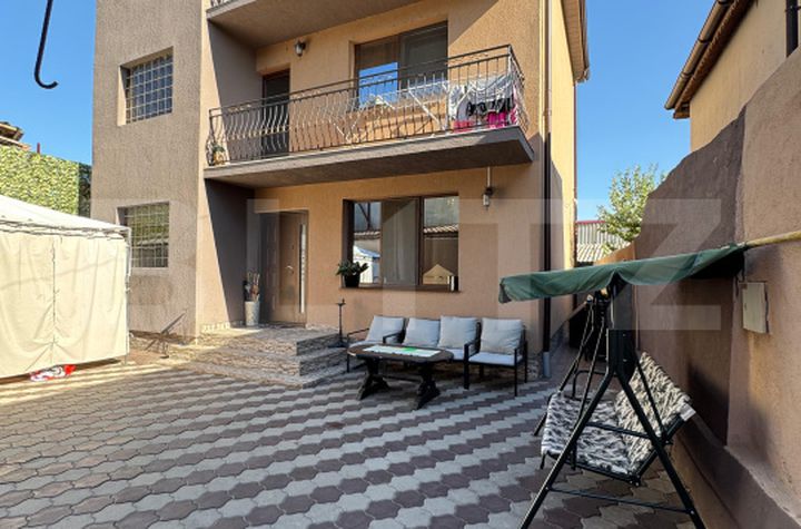 Vilă - 5 camere de vanzare CRAIOVITA NOUA - Dolj anunturi imobiliare Dolj