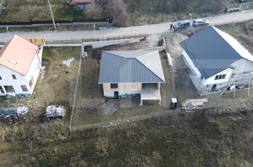 Casă - 4 camere de vanzare SUCEAGU - Cluj anunturi imobiliare Cluj