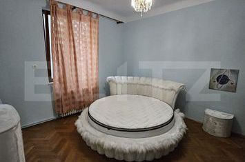 Casă - 5 camere de vanzare PLOIESTI - Prahova anunturi imobiliare Prahova