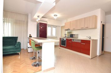 Apartament 3 camere de vanzare UNIRII - Bucuresti anunturi imobiliare Bucuresti