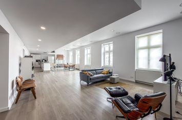 Spațiu de birouri premium de închiriat, 160 mp utili | KM 0 anunturi imobiliare Arad